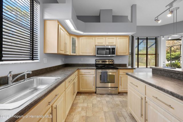 5123 Shorewood Drive, Ridge Manor, FL 33523