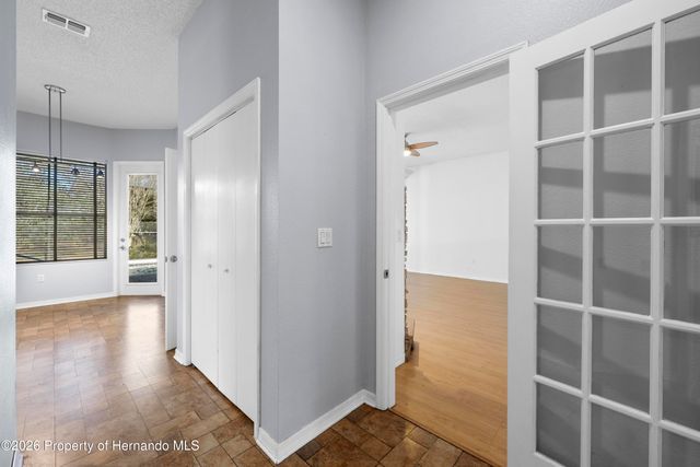 5123 Shorewood Drive, Ridge Manor, FL 33523