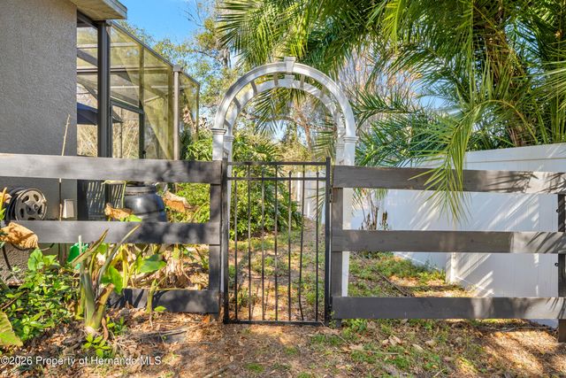 5123 Shorewood Drive, Ridge Manor, FL 33523