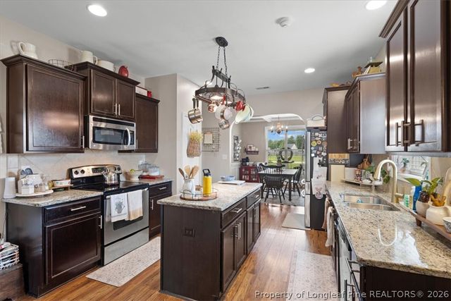 745 Pecan Grove Loop, Hope Mills, NC 28348