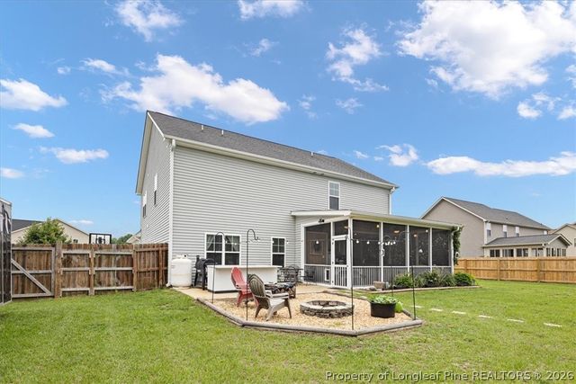 745 Pecan Grove Loop, Hope Mills, NC 28348