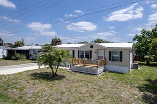2480 Austin Smith CT, North Fort Myers, FL 33917