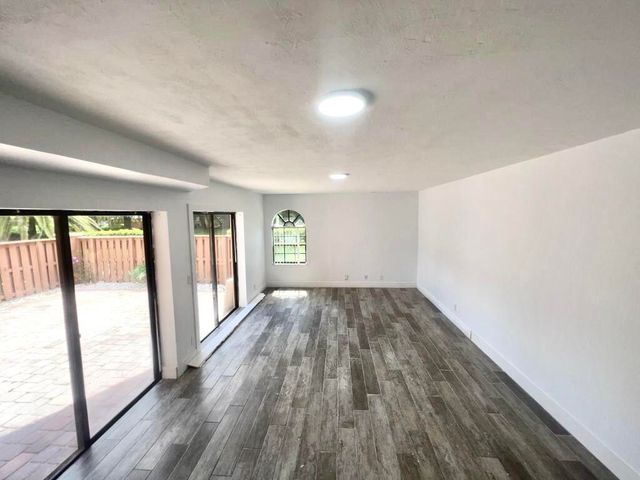 8104 Severn Drive B, Boca Raton, FL 33433