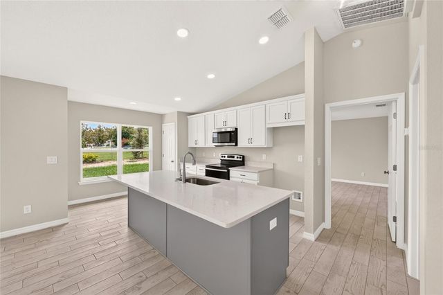 13 PECAN DRIVE LOOP, Ocala, FL 34472