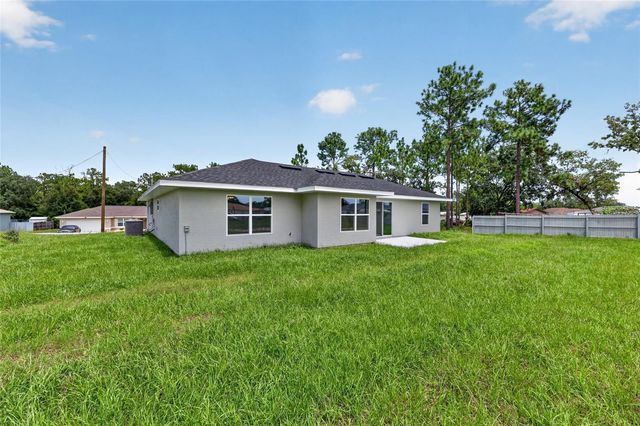 13 PECAN DRIVE LOOP, Ocala, FL 34472
