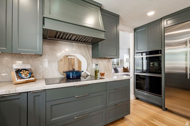 1026 E SPRINGWOOD DR, North Salt Lake, UT 84054