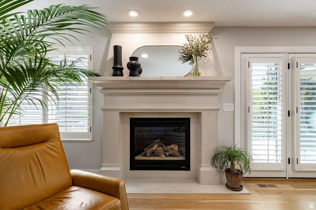 1026 E SPRINGWOOD DR, North Salt Lake, UT 84054