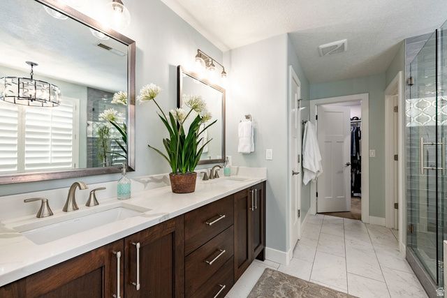 1026 E SPRINGWOOD DR, North Salt Lake, UT 84054