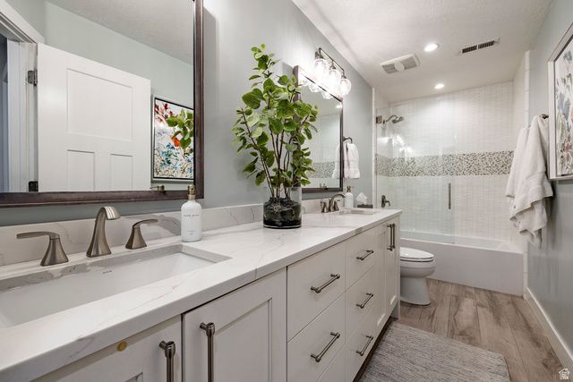 1026 E SPRINGWOOD DR, North Salt Lake, UT 84054