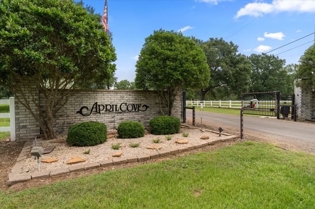 78 & 79 Tall Oaks Drive, Streetman, TX 75859