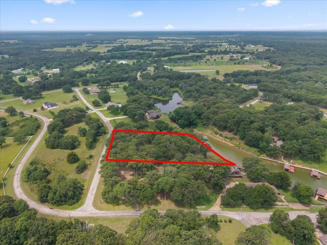 78 & 79 Tall Oaks Drive, Streetman, TX 75859