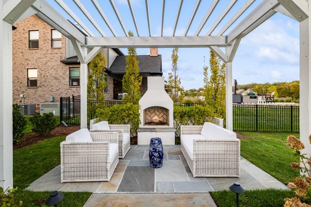 1049 Annecy Pkwy, Nolensville, TN 37135