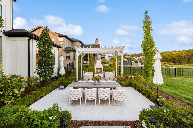 1049 Annecy Pkwy, Nolensville, TN 37135