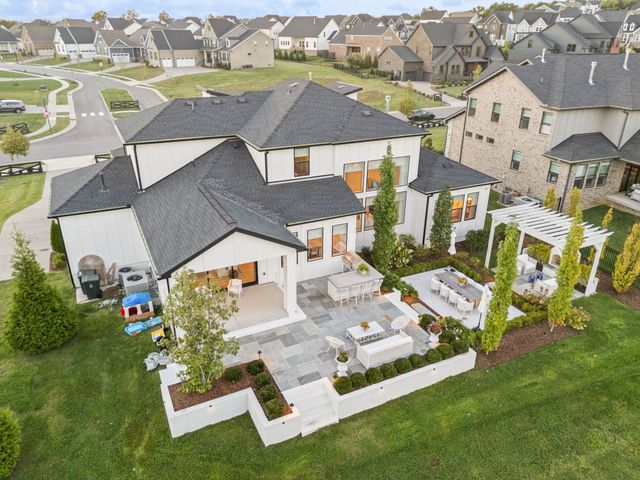 1049 Annecy Pkwy, Nolensville, TN 37135