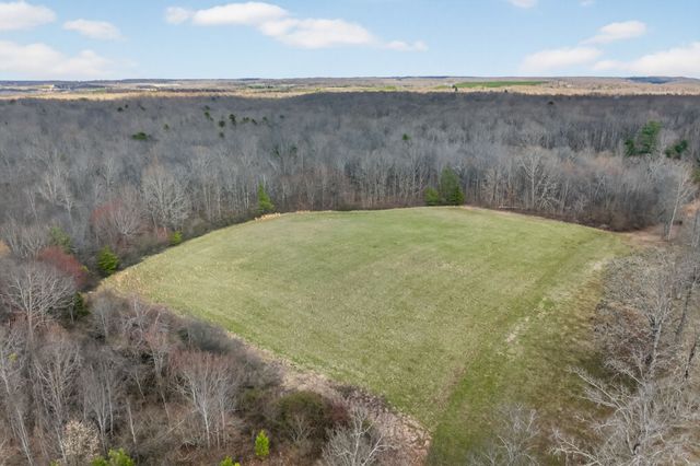 1552 New Harmony Rd, Graysville, TN 37338