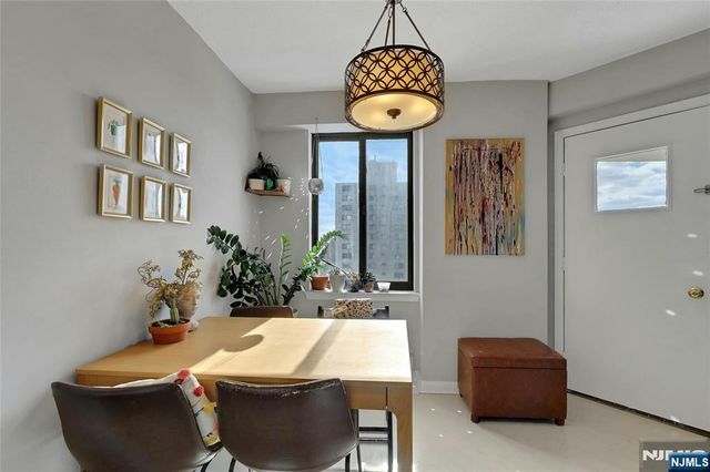 307 Prospect Avenue 14I, Hackensack, NJ 07601