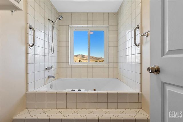 21860 Westwood Boulevard, Tehachapi, CA 93561