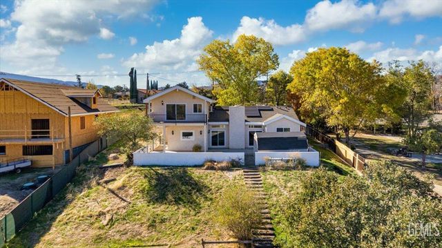 21860 Westwood Boulevard, Tehachapi, CA 93561