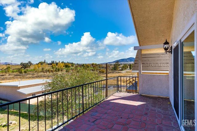 21860 Westwood Boulevard, Tehachapi, CA 93561