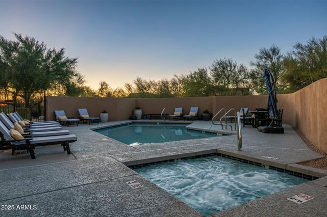 10299 E White Feather Lane, Scottsdale, AZ 85262