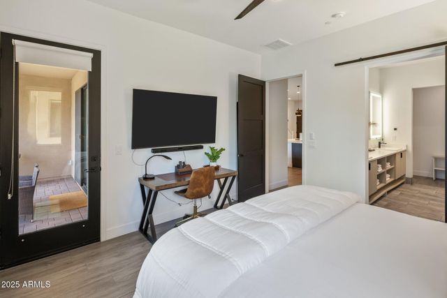 10299 E White Feather Lane, Scottsdale, AZ 85262