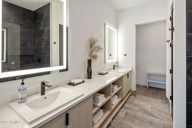 10299 E White Feather Lane, Scottsdale, AZ 85262