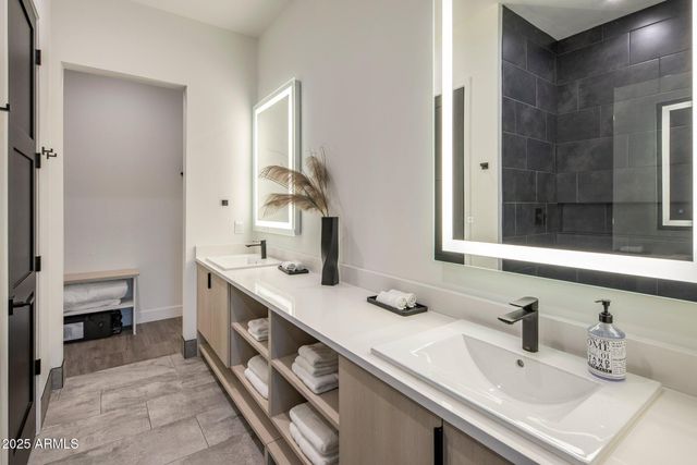 10299 E White Feather Lane, Scottsdale, AZ 85262