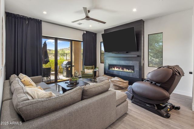 10299 E White Feather Lane, Scottsdale, AZ 85262