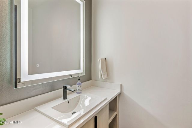 10299 E White Feather Lane, Scottsdale, AZ 85262