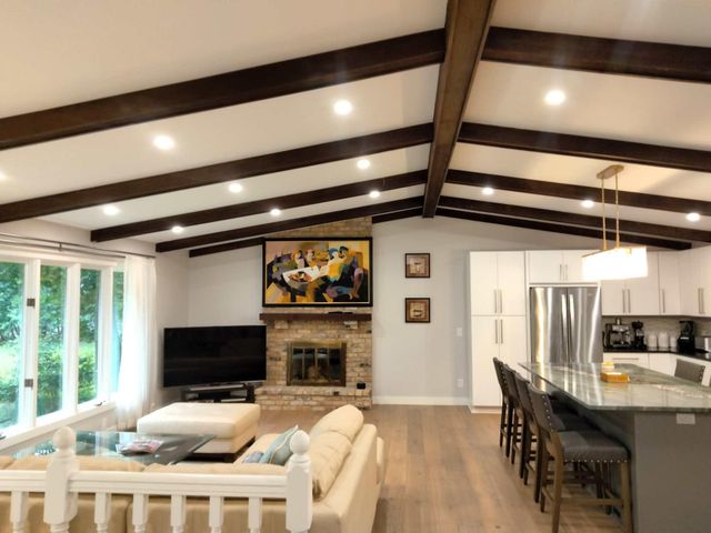 27755 Island View Rd, Shorewood, MN 55331