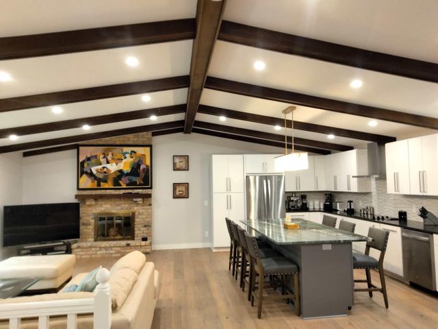 27755 Island View Rd, Shorewood, MN 55331