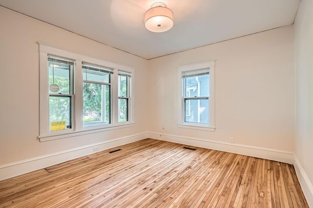 3014 Humboldt Avenue N, Minneapolis, MN 55411