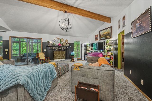 47 London Drive, Bella Vista, AR 72715