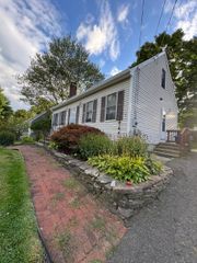 81 Dorothy Drive, Middletown, CT 06457