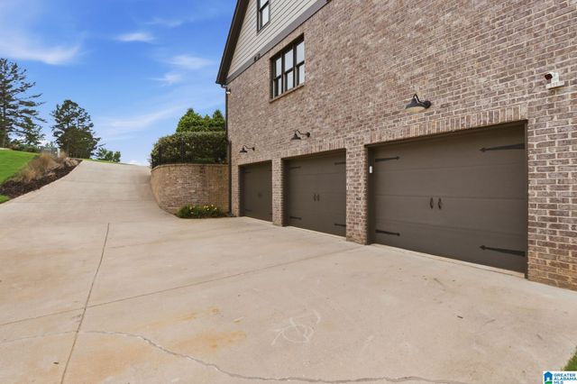 5739 DEERCREST COURT, Trussville, AL 35173