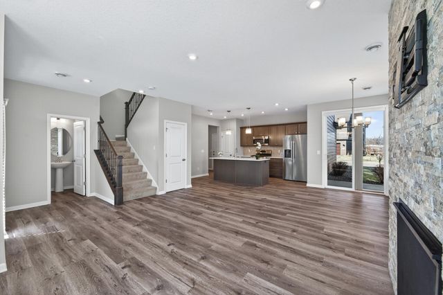 1337 100th Avenue NW, Coon Rapids, MN 55433