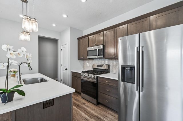 1337 100th Avenue NW, Coon Rapids, MN 55433