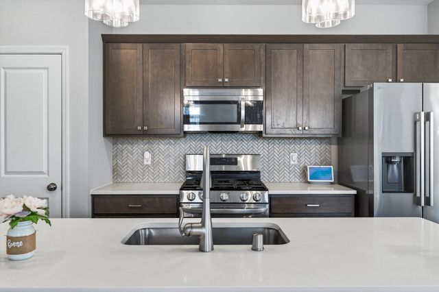 1337 100th Avenue NW, Coon Rapids, MN 55433