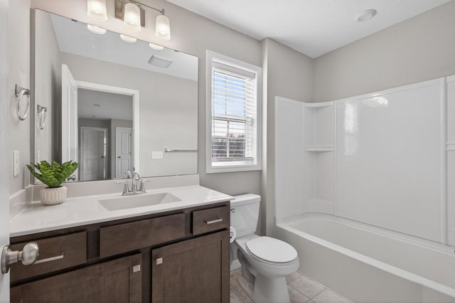 1337 100th Avenue NW, Coon Rapids, MN 55433