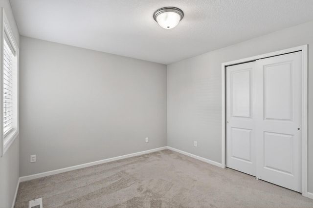 1337 100th Avenue NW, Coon Rapids, MN 55433