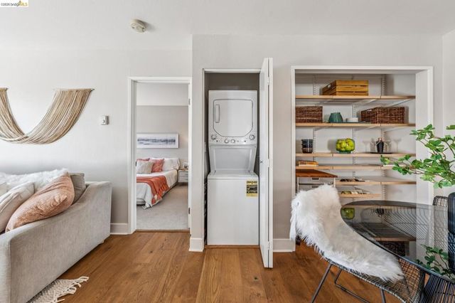 24 Bayside Ct, Richmond, CA 94804