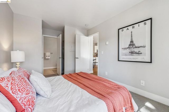 24 Bayside Ct, Richmond, CA 94804