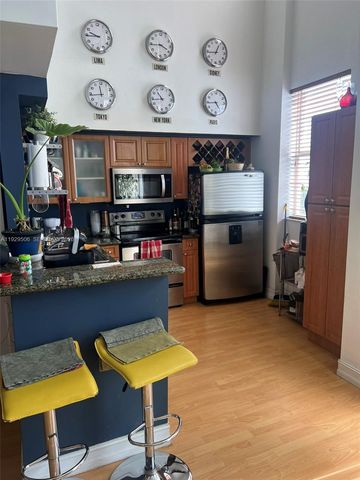 1 Glen Royal Parkway 1612, Miami, FL 33125