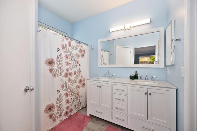 3878 Stemmler Dr, Sacramento, CA 95834