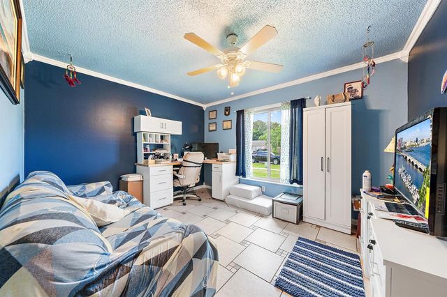1005 Mohawk Street, Jupiter, FL 33458