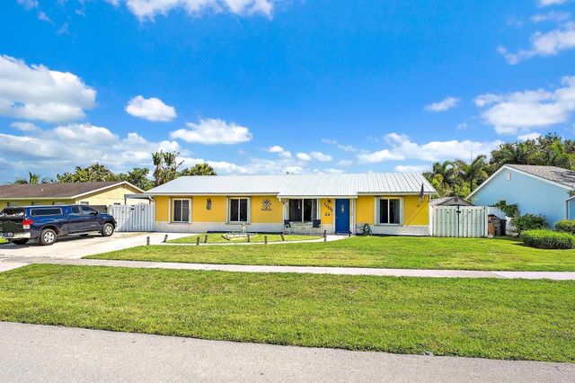 1005 Mohawk Street, Jupiter, FL 33458