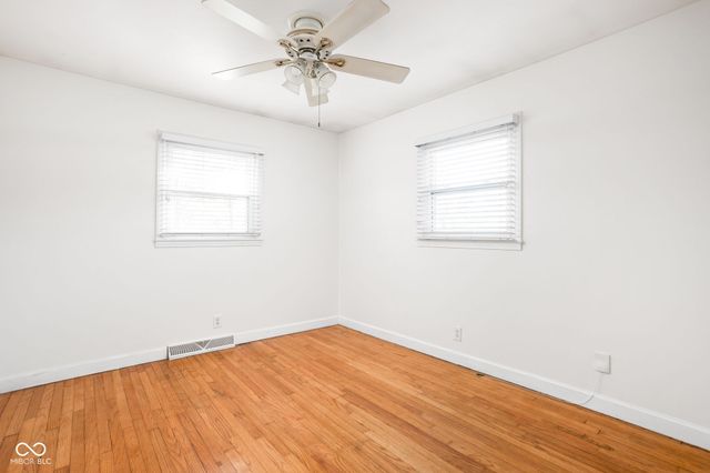 6904 W Lockerbie Drive, Indianapolis, IN 46214