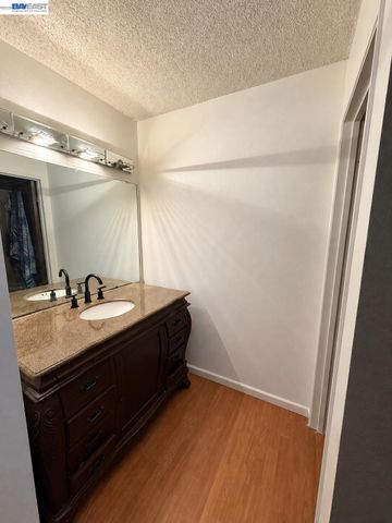 1066 N Capitol Ave, San Jose, CA 95133