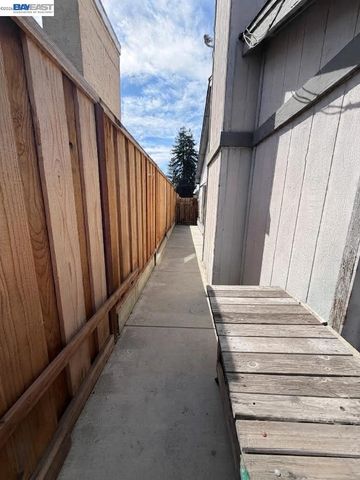 1066 N Capitol Ave, San Jose, CA 95133