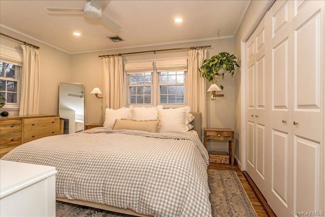 79 N Cedar Street, Massapequa, NY 11758